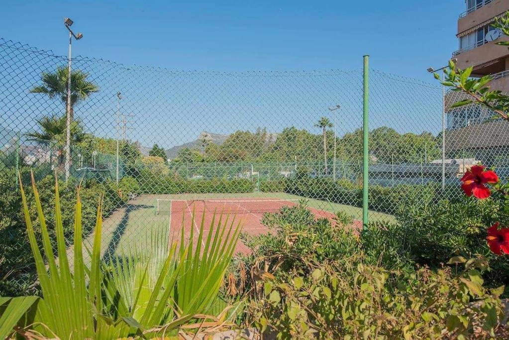 Apartamento En Calpe En 1ª Linea De Playa. Aguamarina Bagian luar foto
